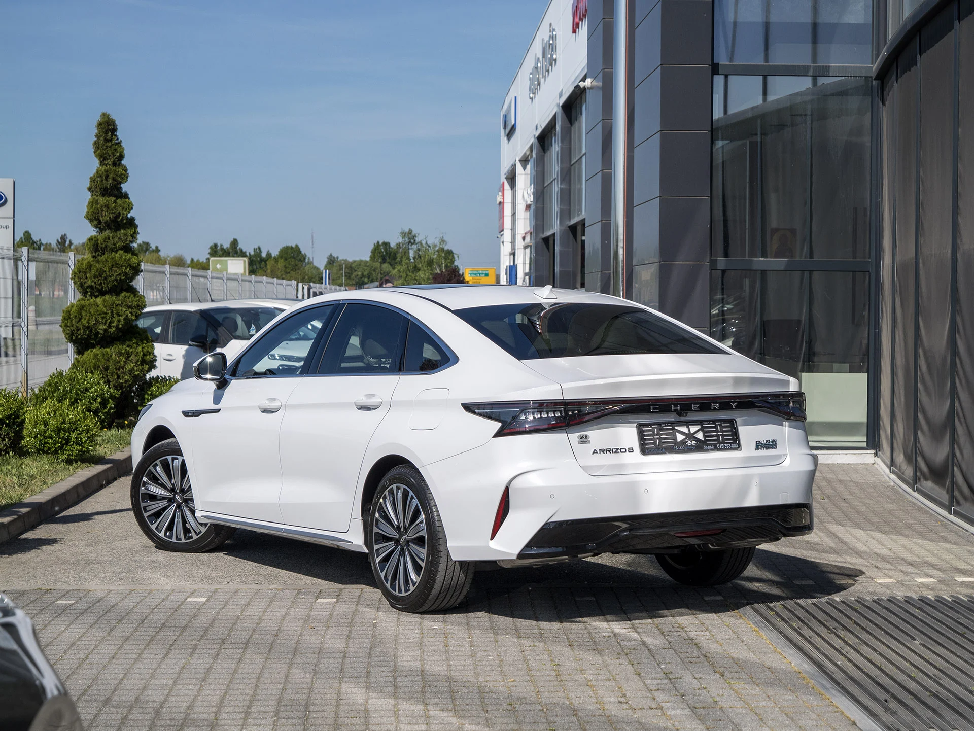 Chery Arrizo 8 4